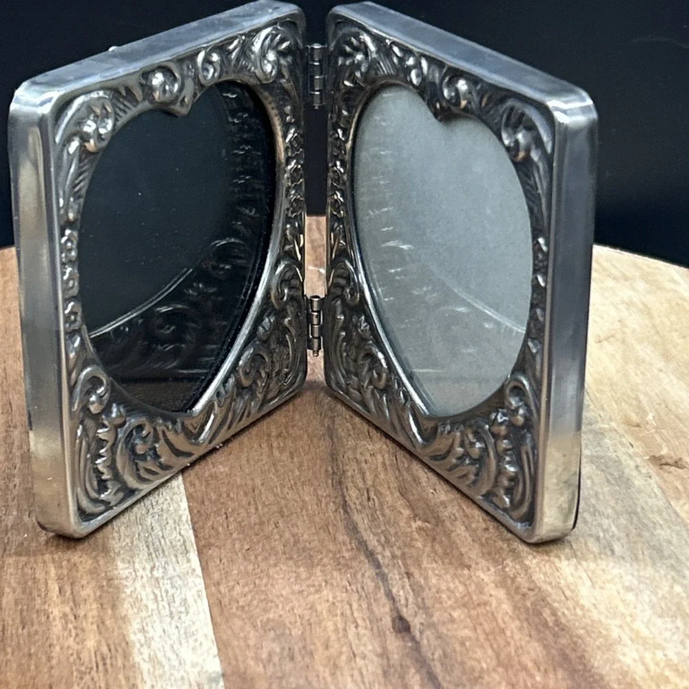 silver plated Hearts Picture Attached Frames